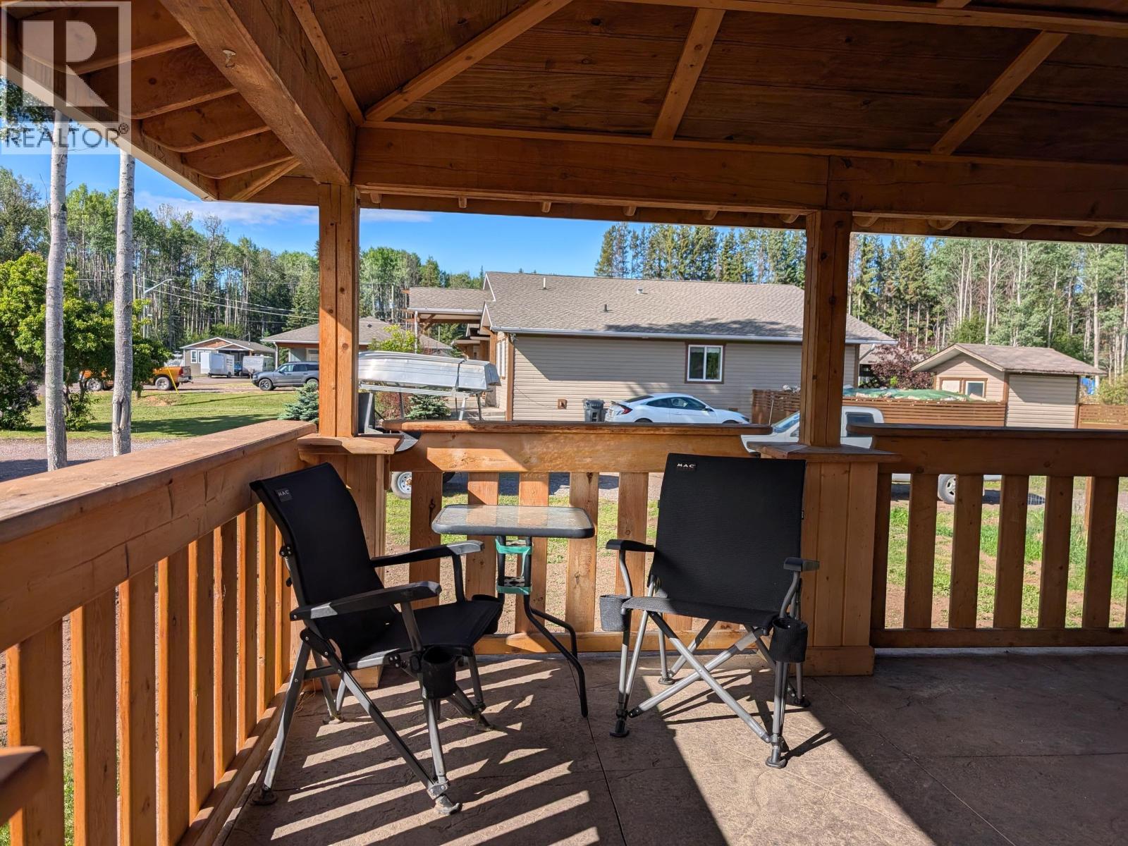 1249 FIR CRESCENT - 5