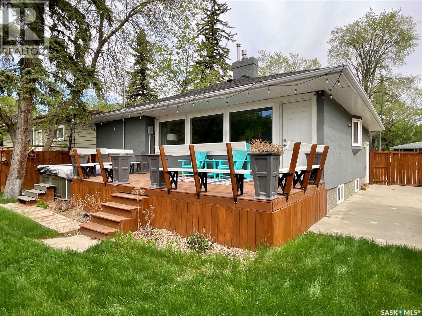 3231 HILL AVENUE - 33
