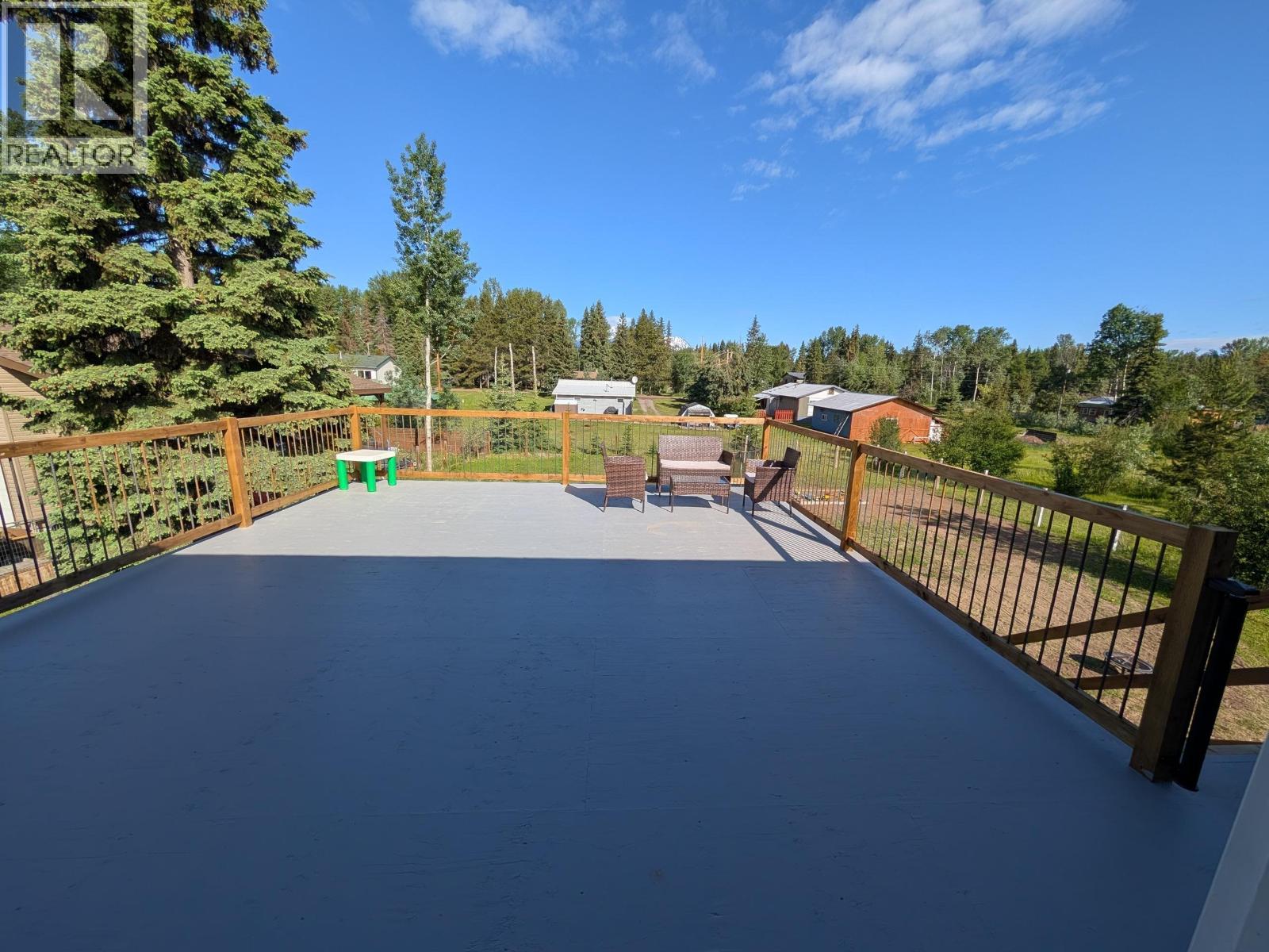 1249 FIR CRESCENT - Image 38
