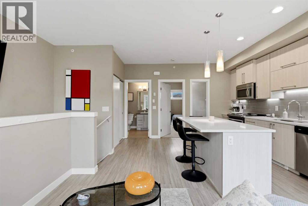 #2 71 34 Avenue SW - 18