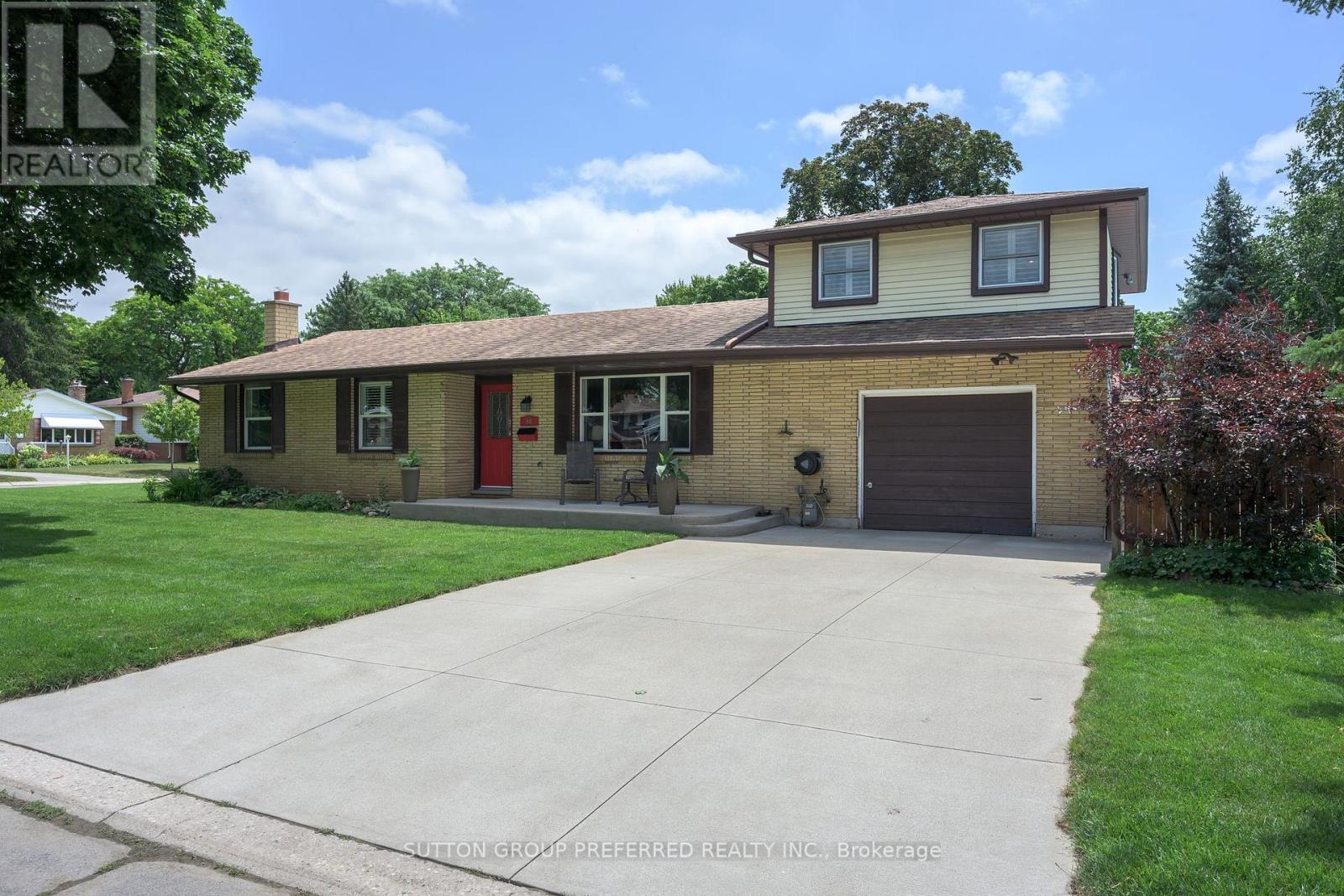 90 GLENBURNIE CRESCENT - 42