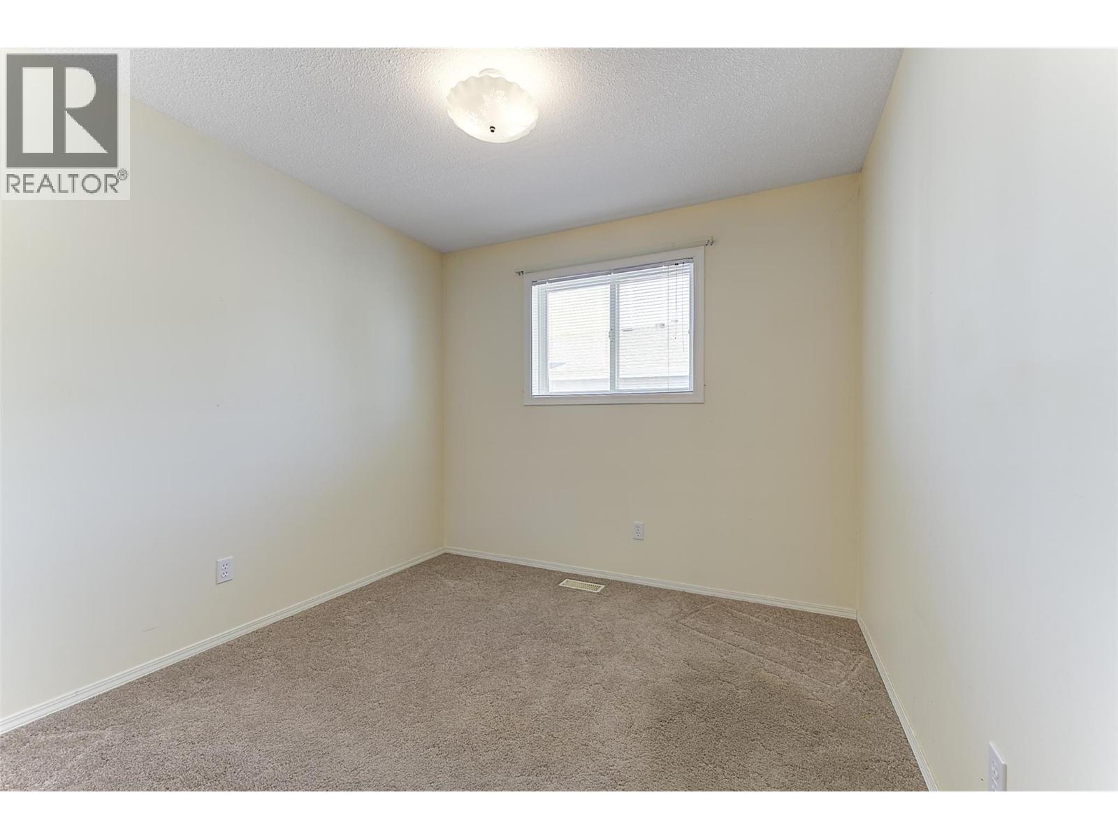 #18 3481 Old Vernon Road - 31