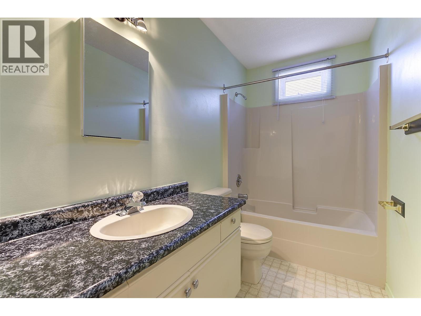 #18 3481 Old Vernon Road - 29