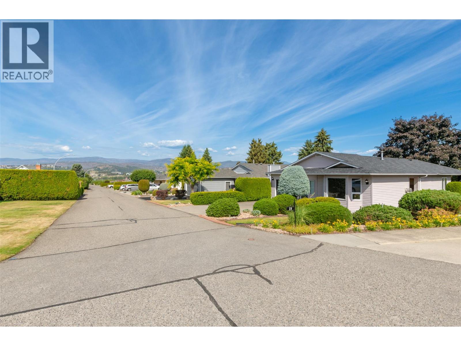 #18 3481 Old Vernon Road - 48