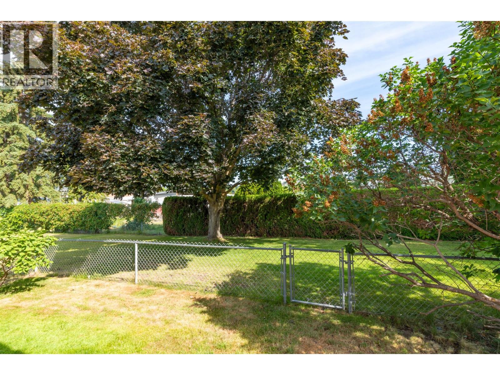 #18 3481 Old Vernon Road - 42