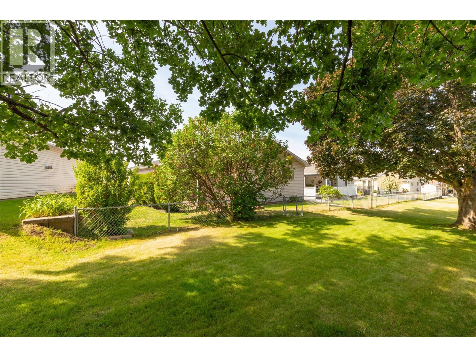 #18 3481 Old Vernon Road - 43