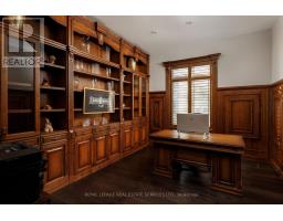 Family room - 1165 Garden Road, Mississauga, ON L5H3J5 Photo 12