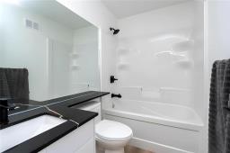 13 King Bay, Selkirk, MB R1A4P8 Photo 14