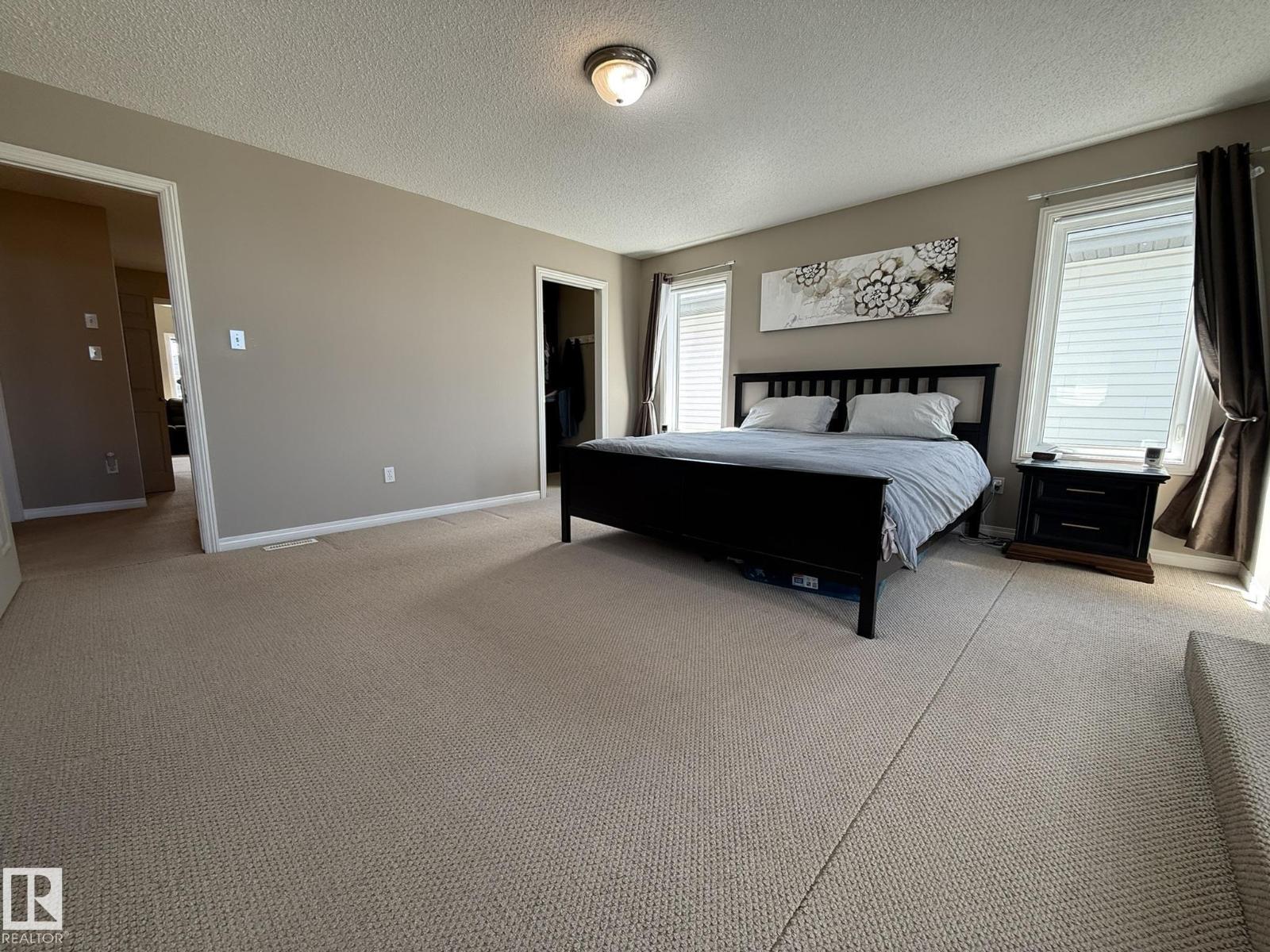 1820 ROBERTSON CR SW - 32