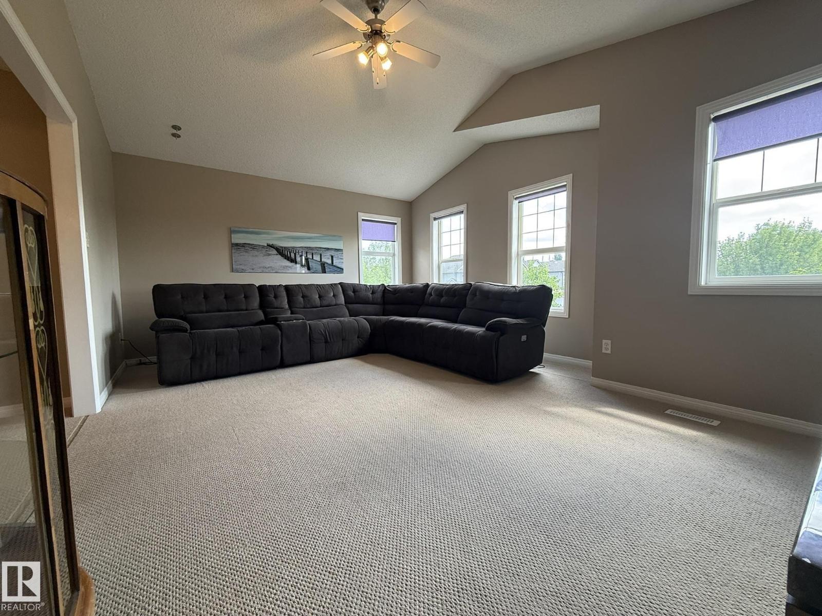 1820 ROBERTSON CR SW - 30