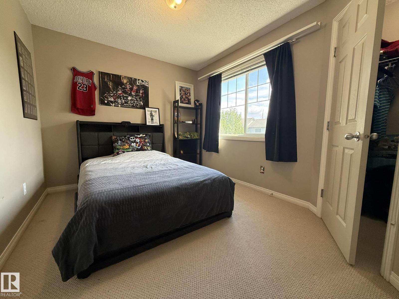 1820 ROBERTSON CR SW - 41