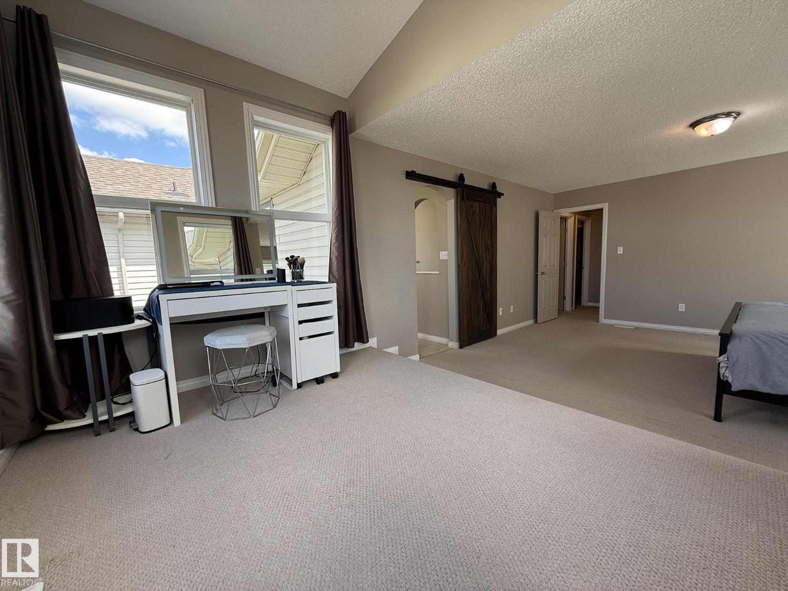 1820 ROBERTSON CR SW - 37