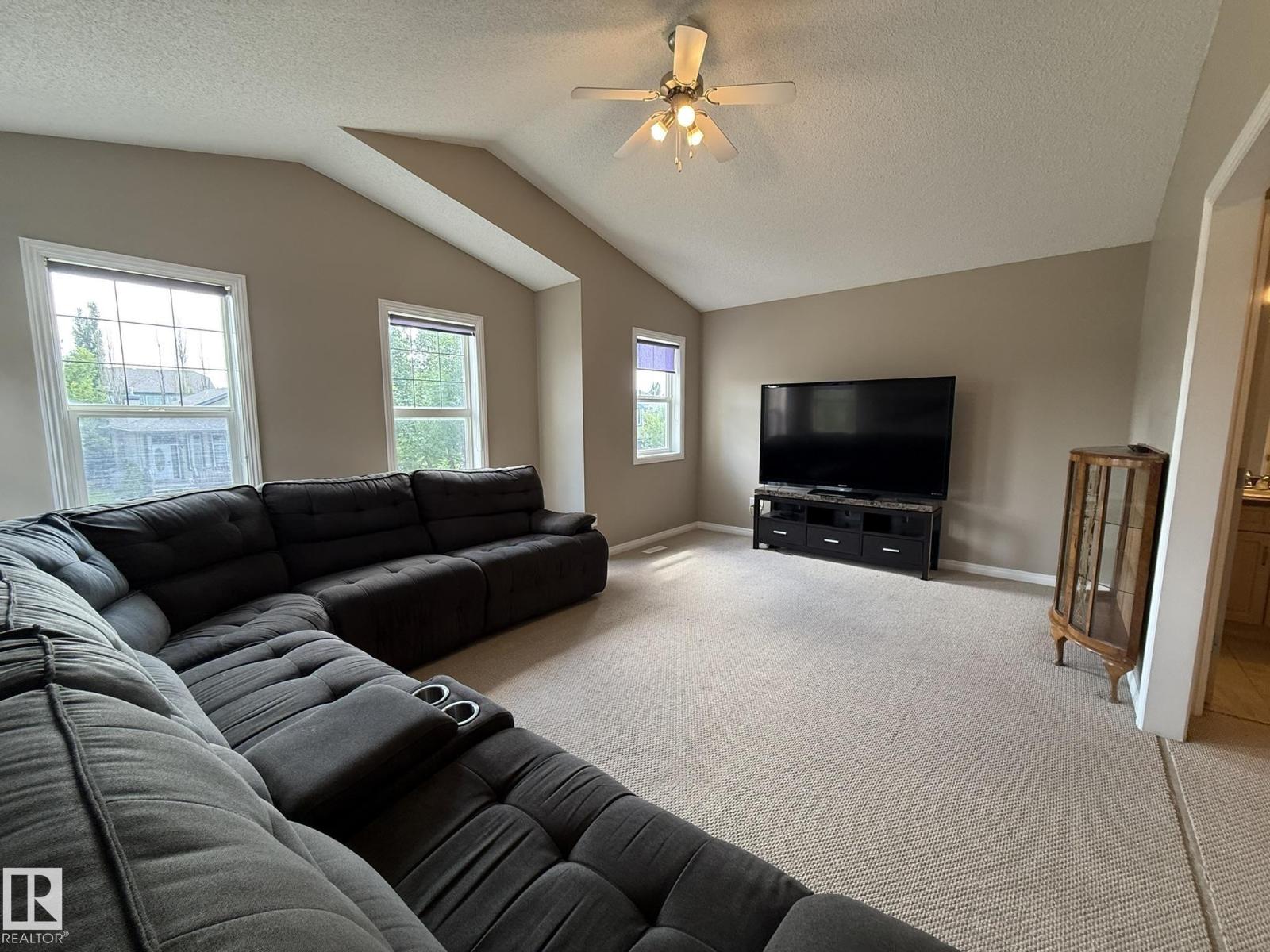 1820 ROBERTSON CR SW - 27