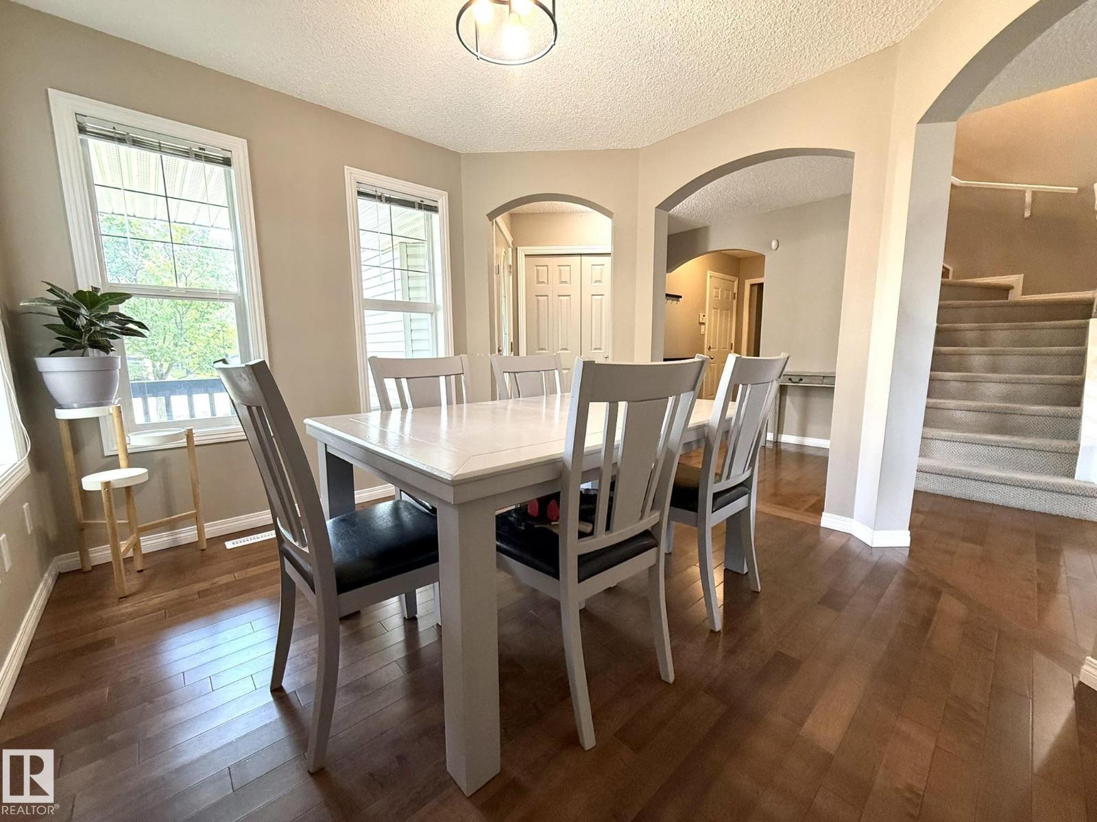 1820 ROBERTSON CR SW - 6