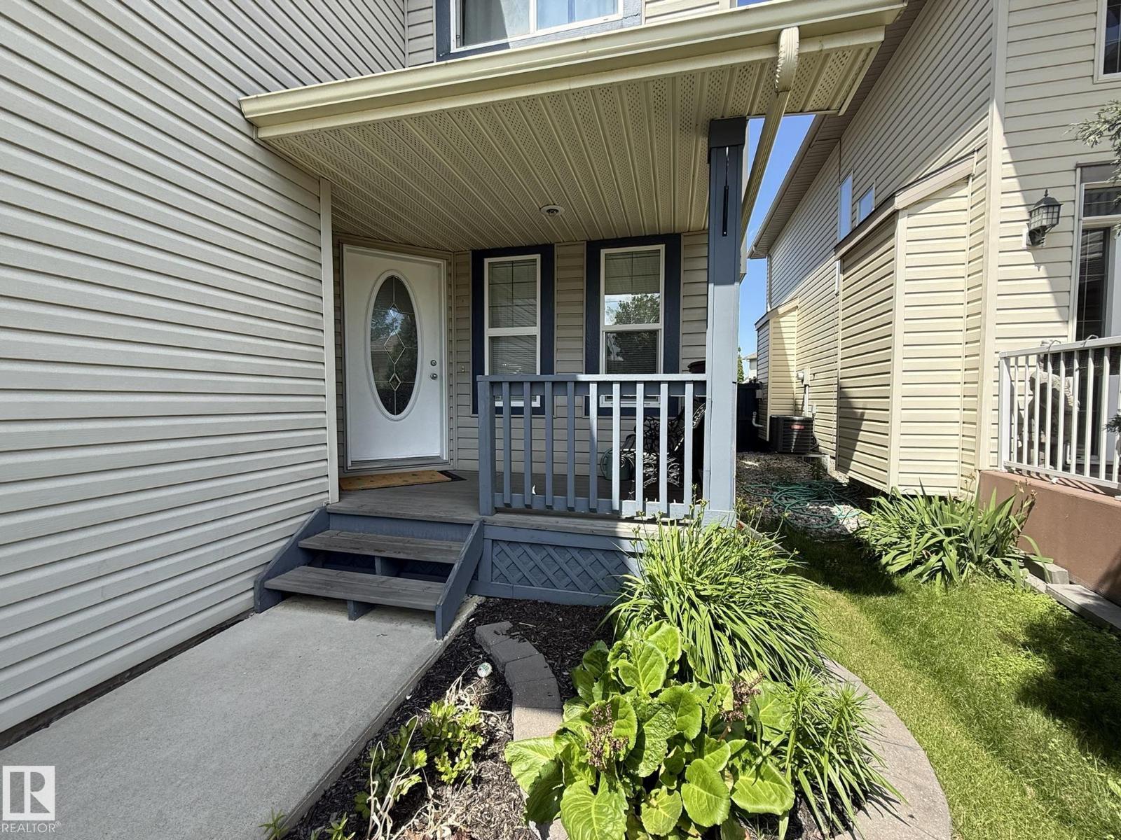 1820 ROBERTSON CR SW - 65