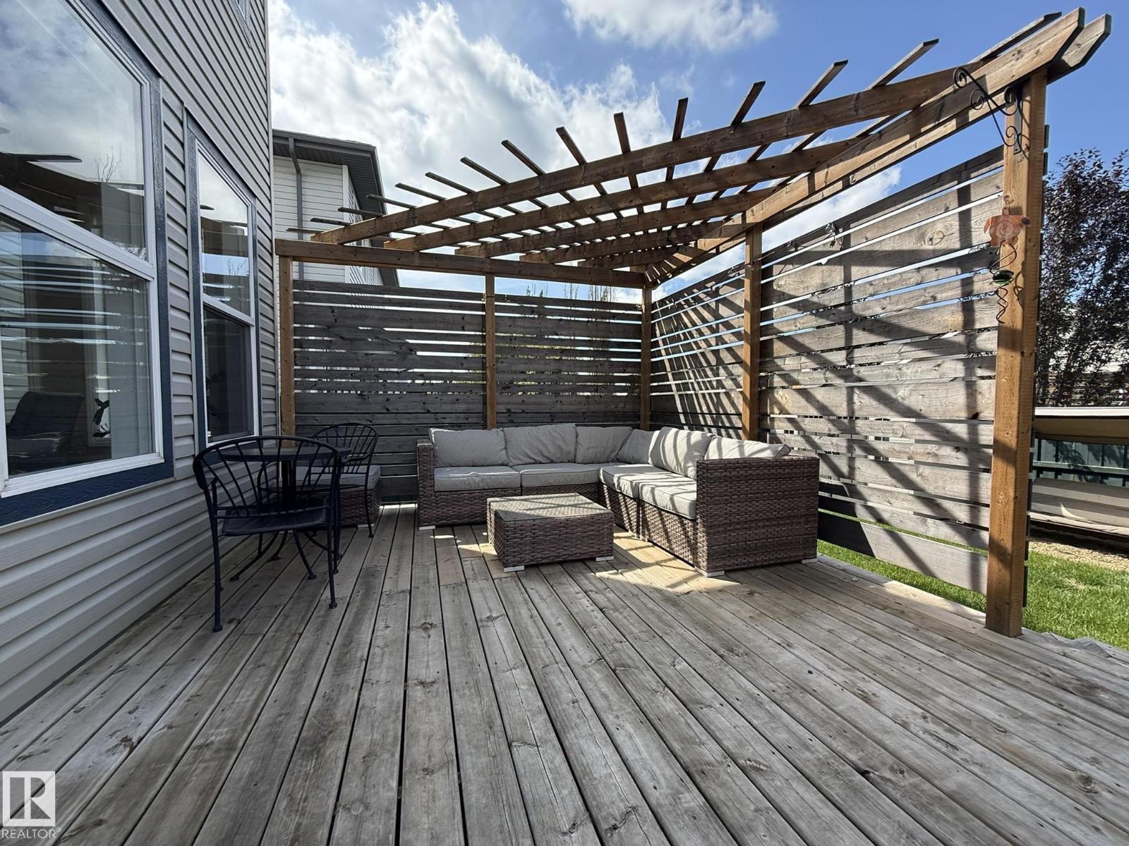 1820 ROBERTSON CR SW - 55