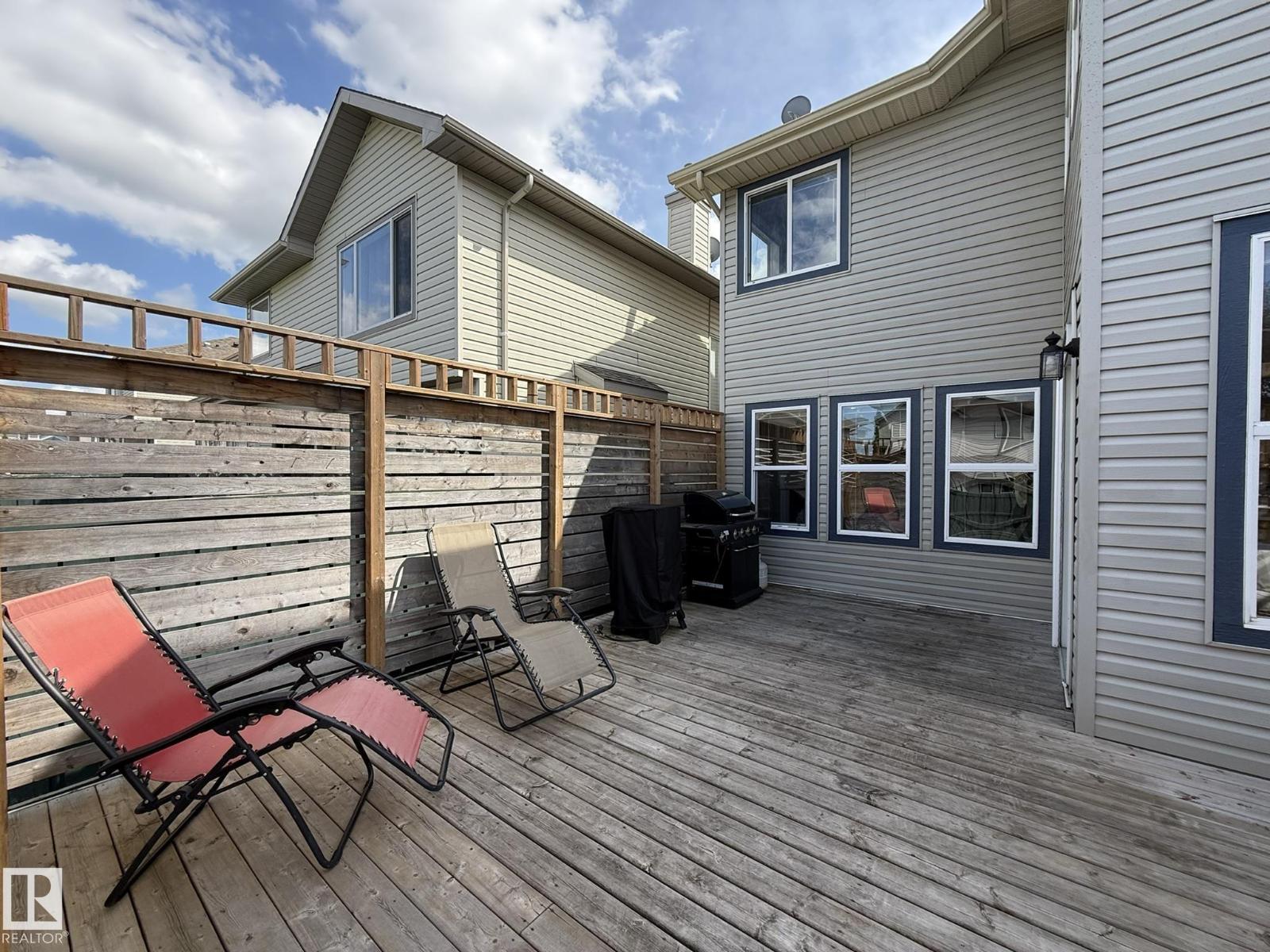 1820 ROBERTSON CR SW - 57