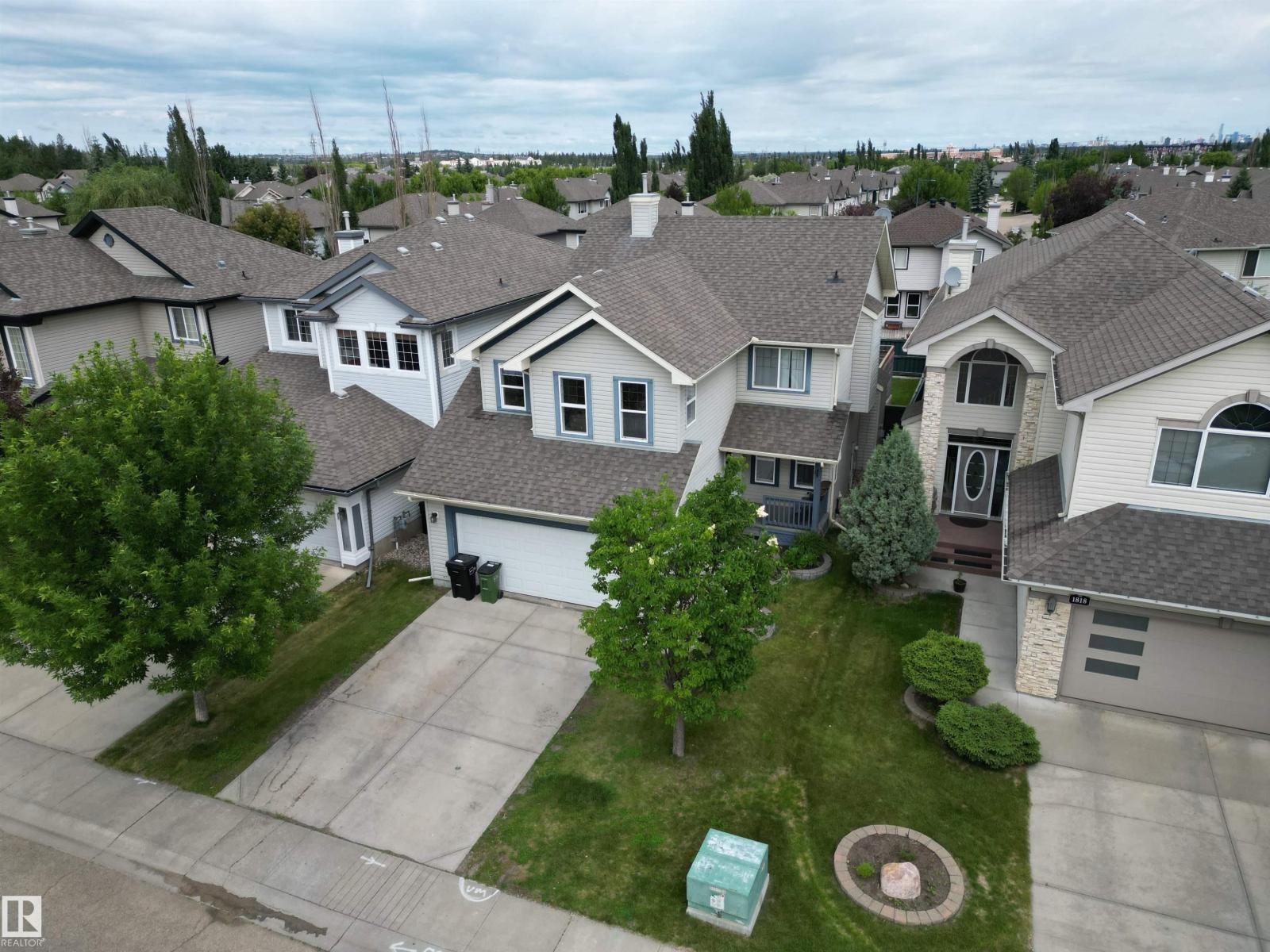 1820 ROBERTSON CR SW - 70