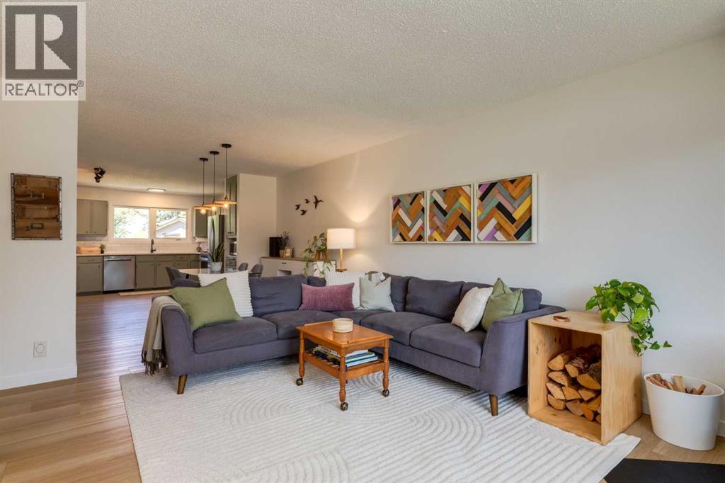 23 Deer Lane Place SE - 4
