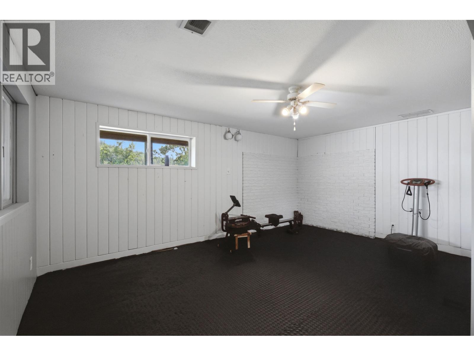 1925 COMMODORE CRESCENT - Image 17