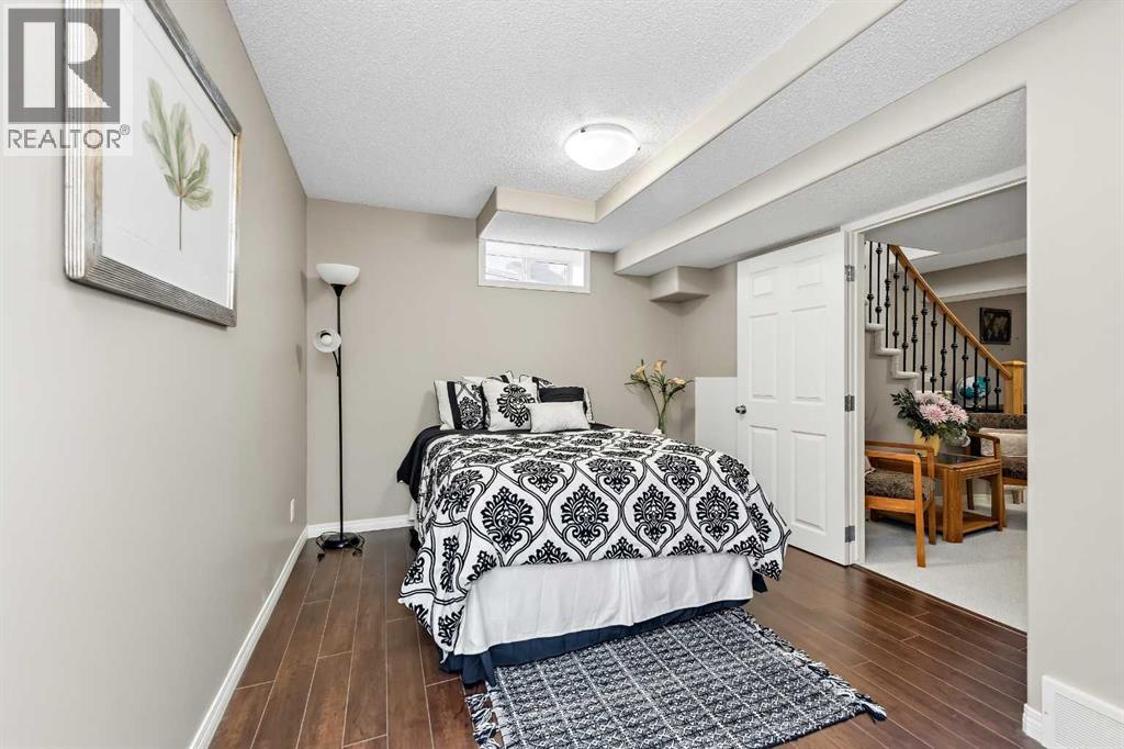 131 Invermere Close - 32