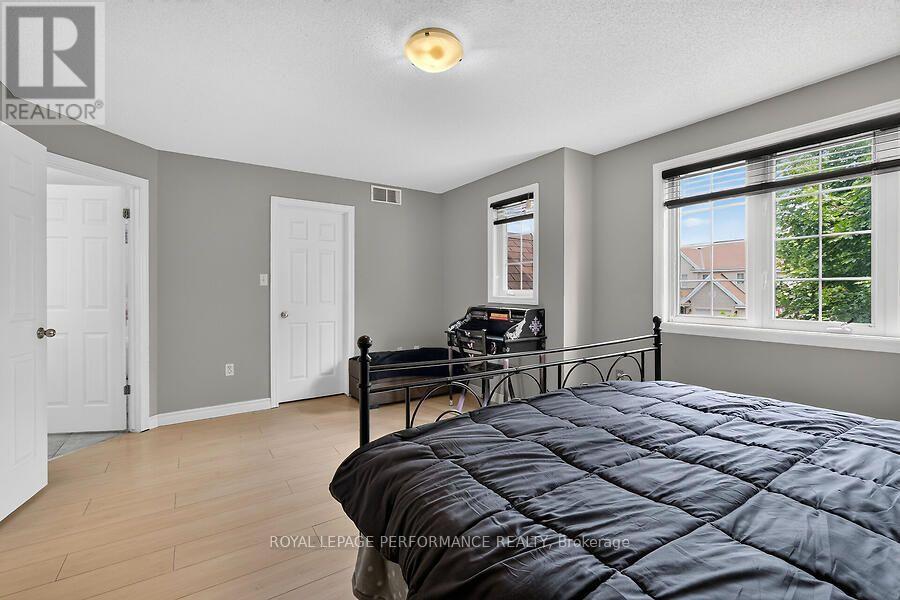266 MICA CRESCENT - 25