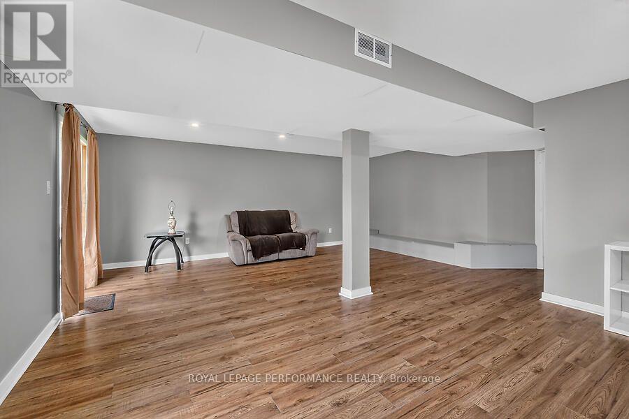 266 MICA CRESCENT - 27