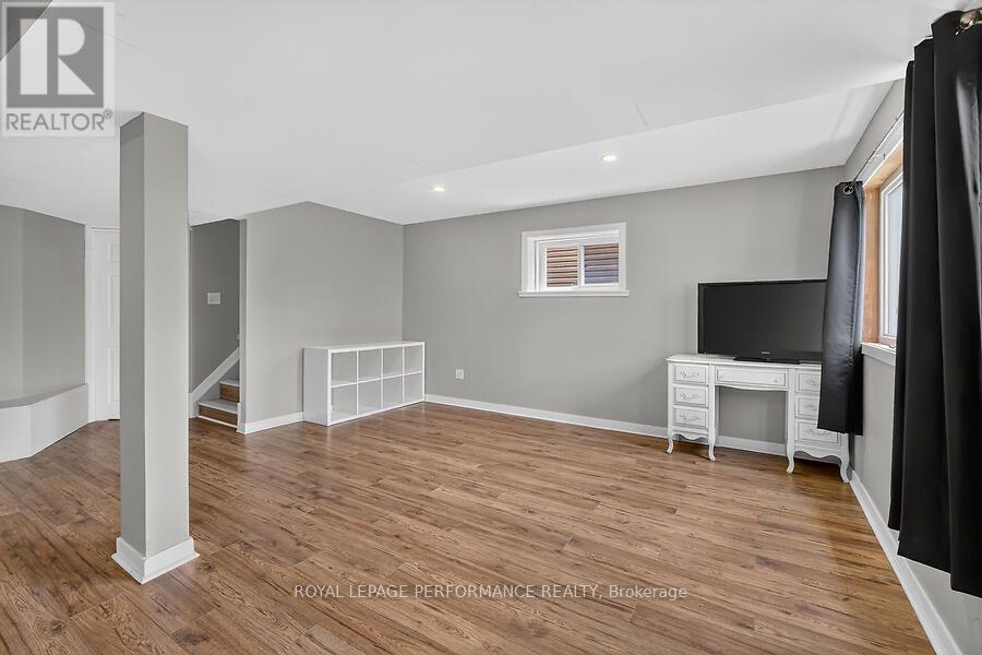266 MICA CRESCENT - 28
