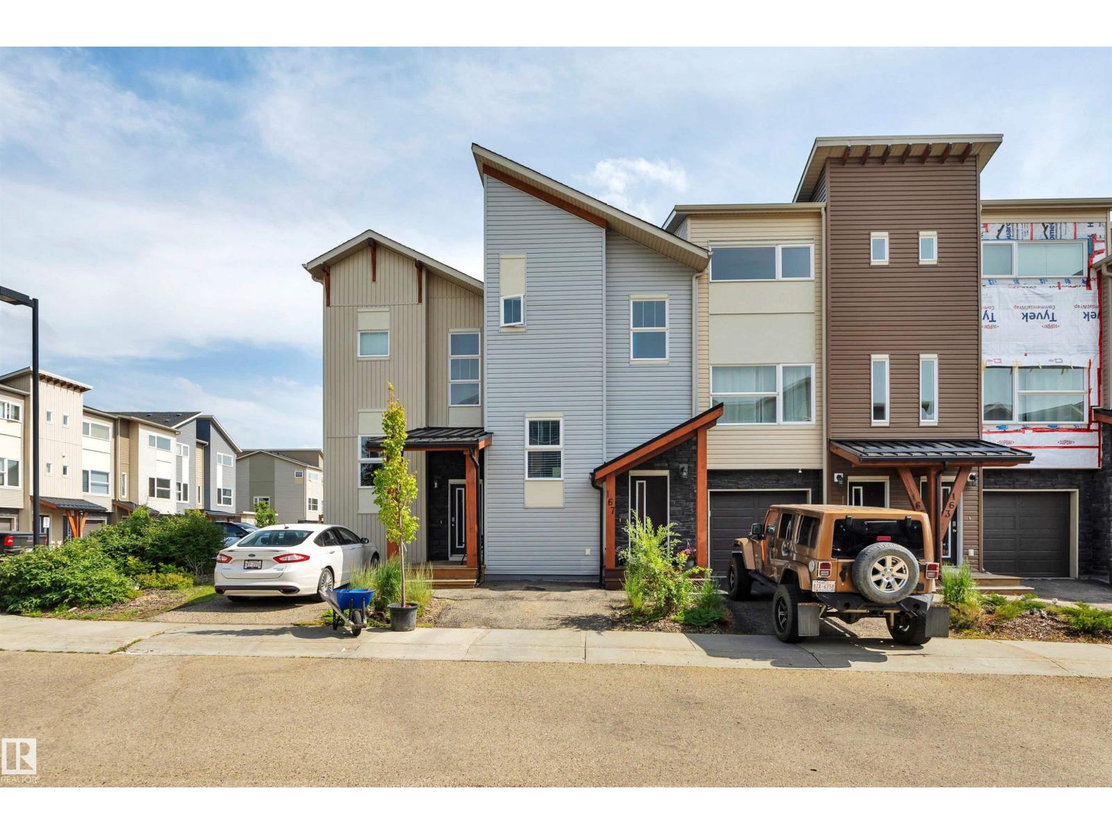 #167 401 SOUTHFORK DR - 2