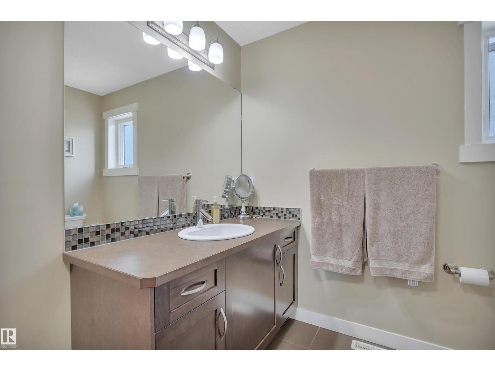 #167 401 SOUTHFORK DR - 27
