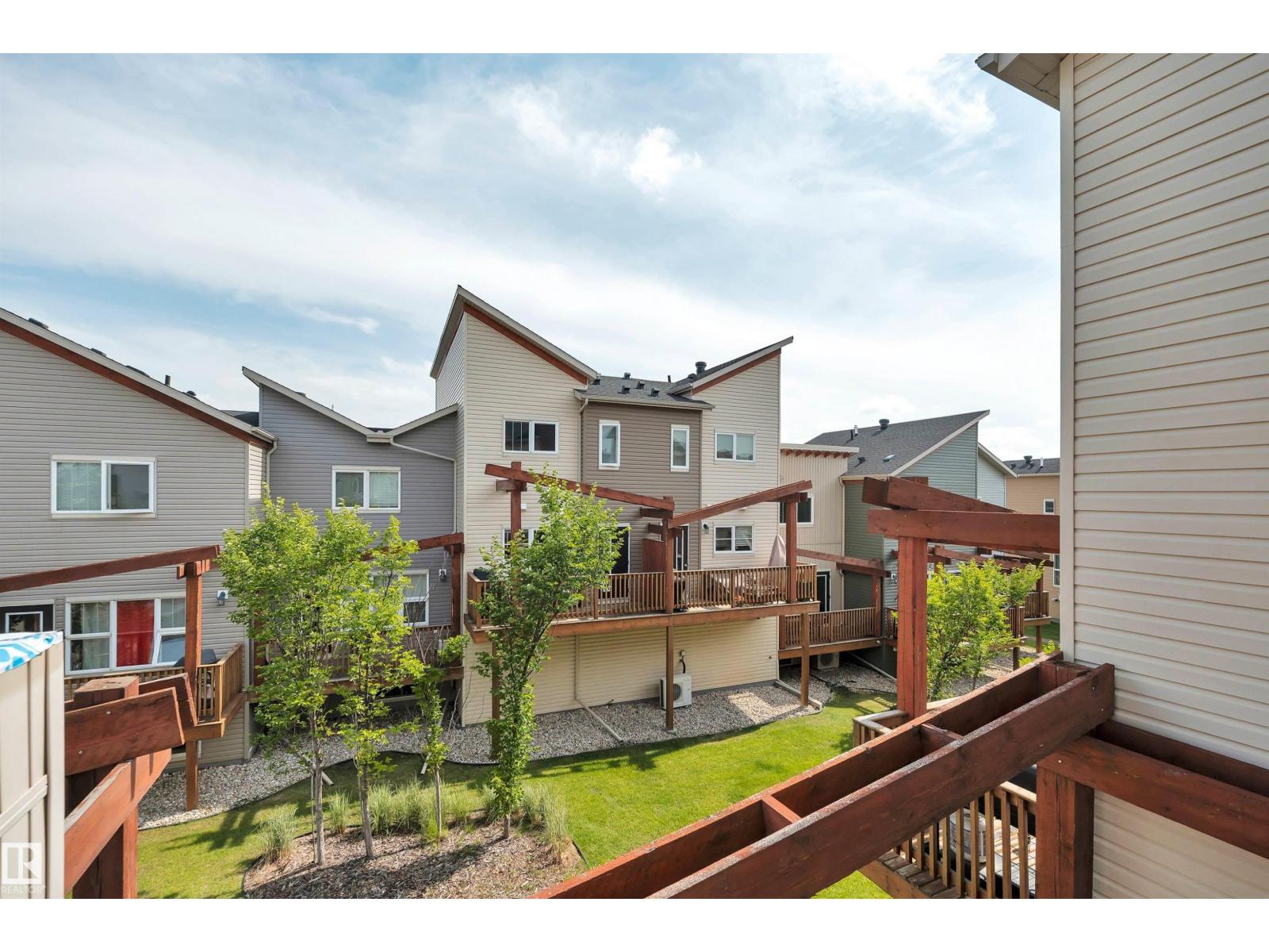 #167 401 SOUTHFORK DR - 32