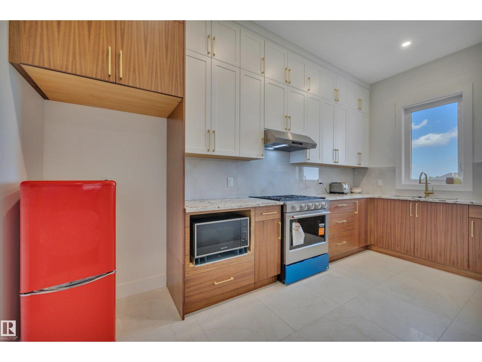 #20 49023 RGE RD 250 - 20