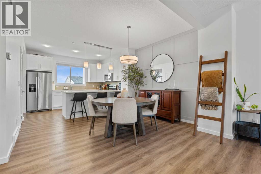228 Livingston View NE - 7