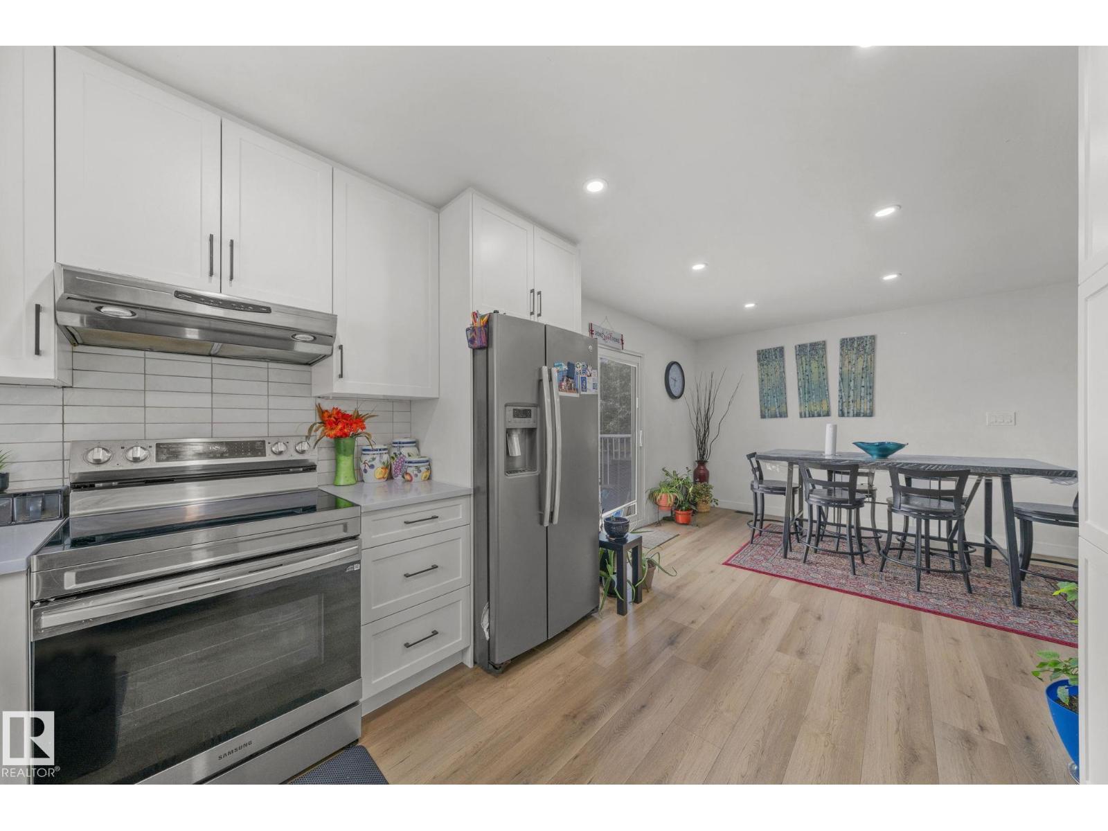 4119 18 AV NW - 11