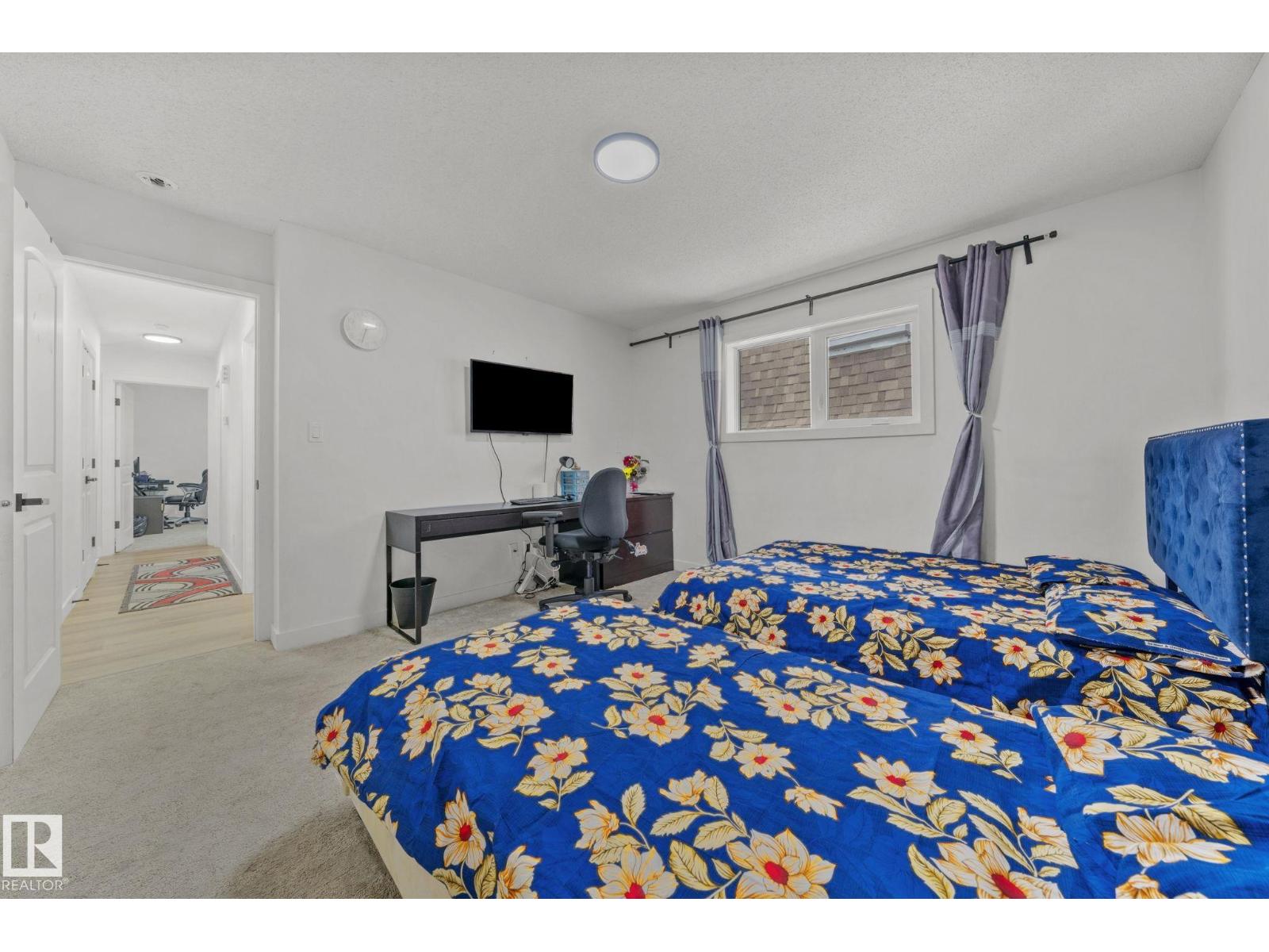 4119 18 AV NW - 18