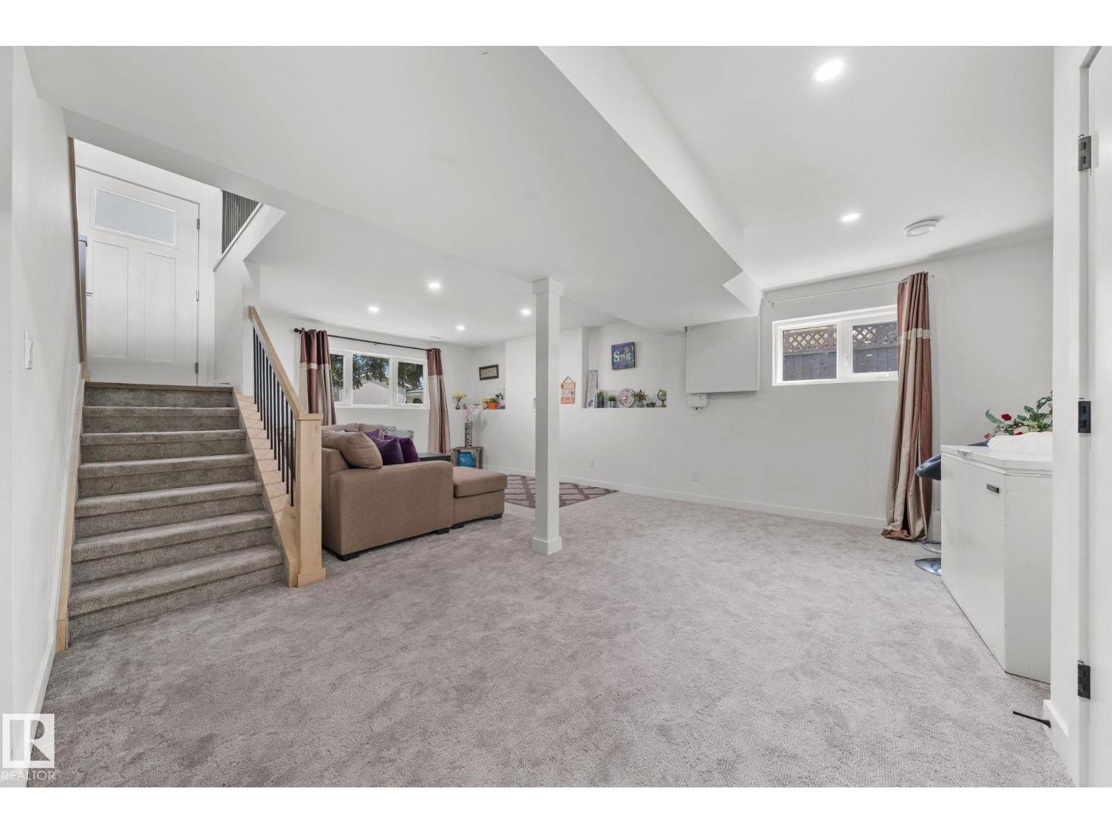 4119 18 AV NW - 22