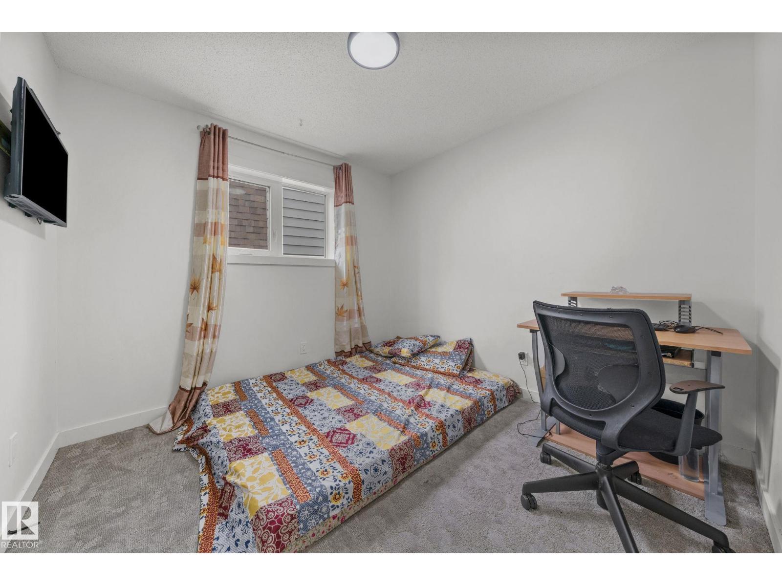 4119 18 AV NW - 15