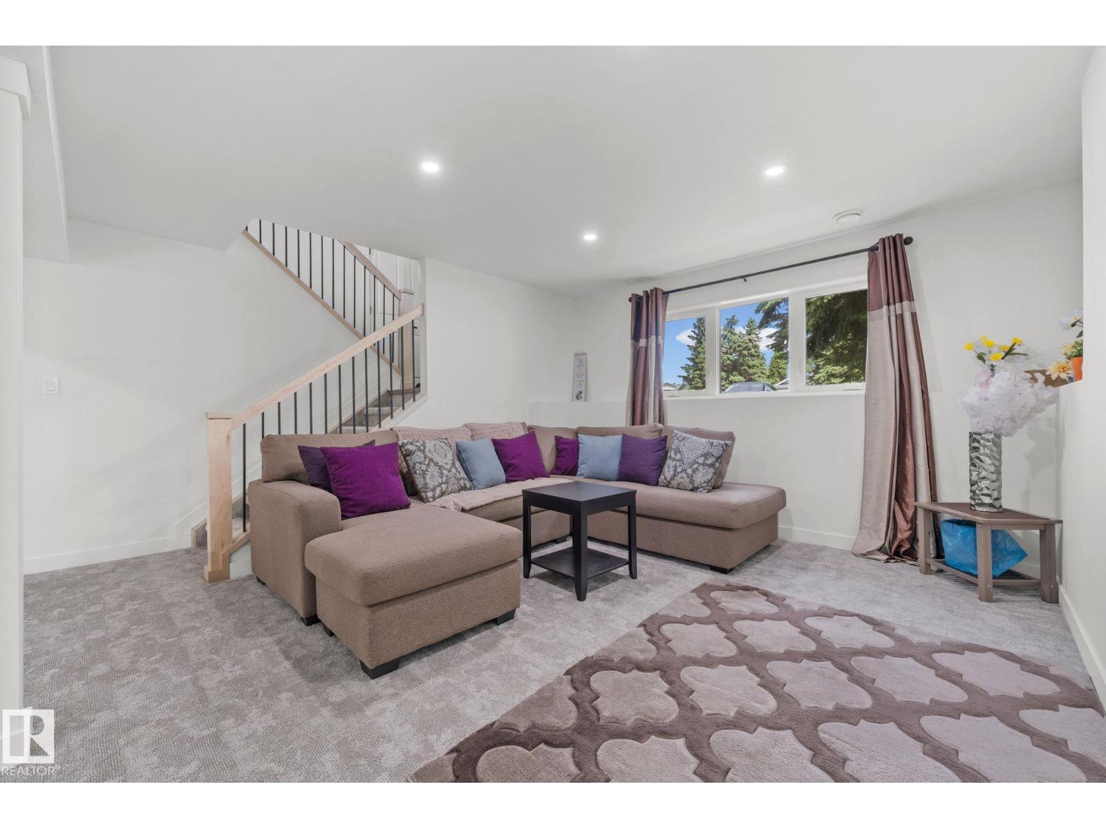 4119 18 AV NW - 26