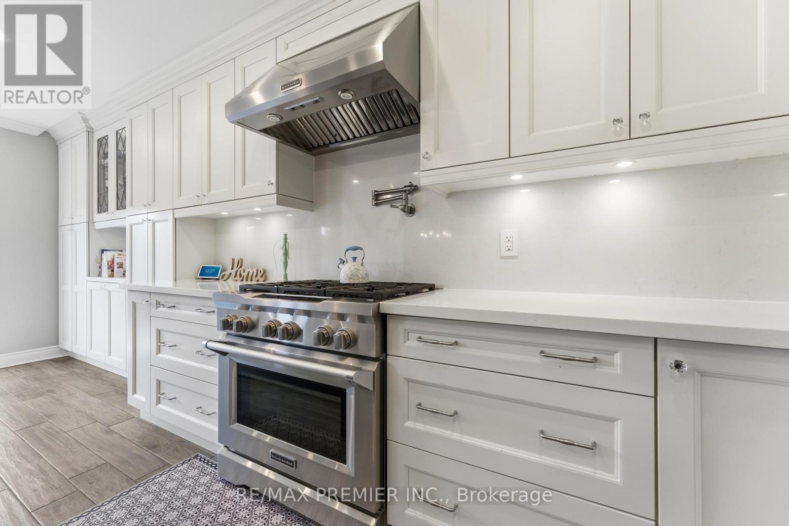 37 PRINCETON GATE - 16