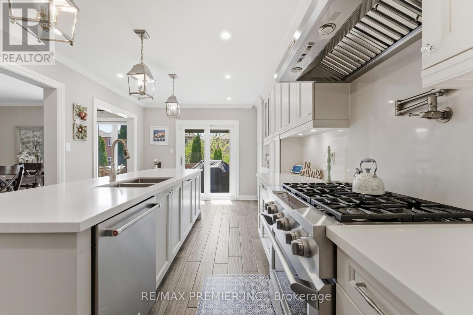 37 PRINCETON GATE - 19