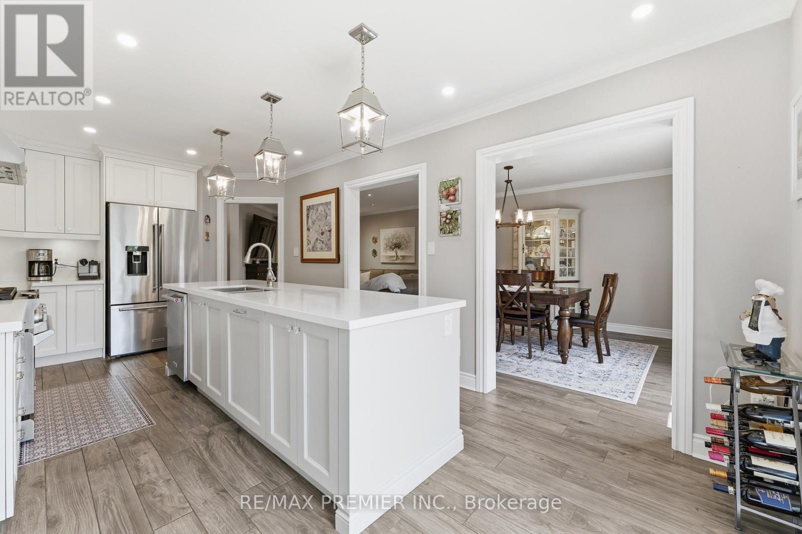 37 PRINCETON GATE - 20
