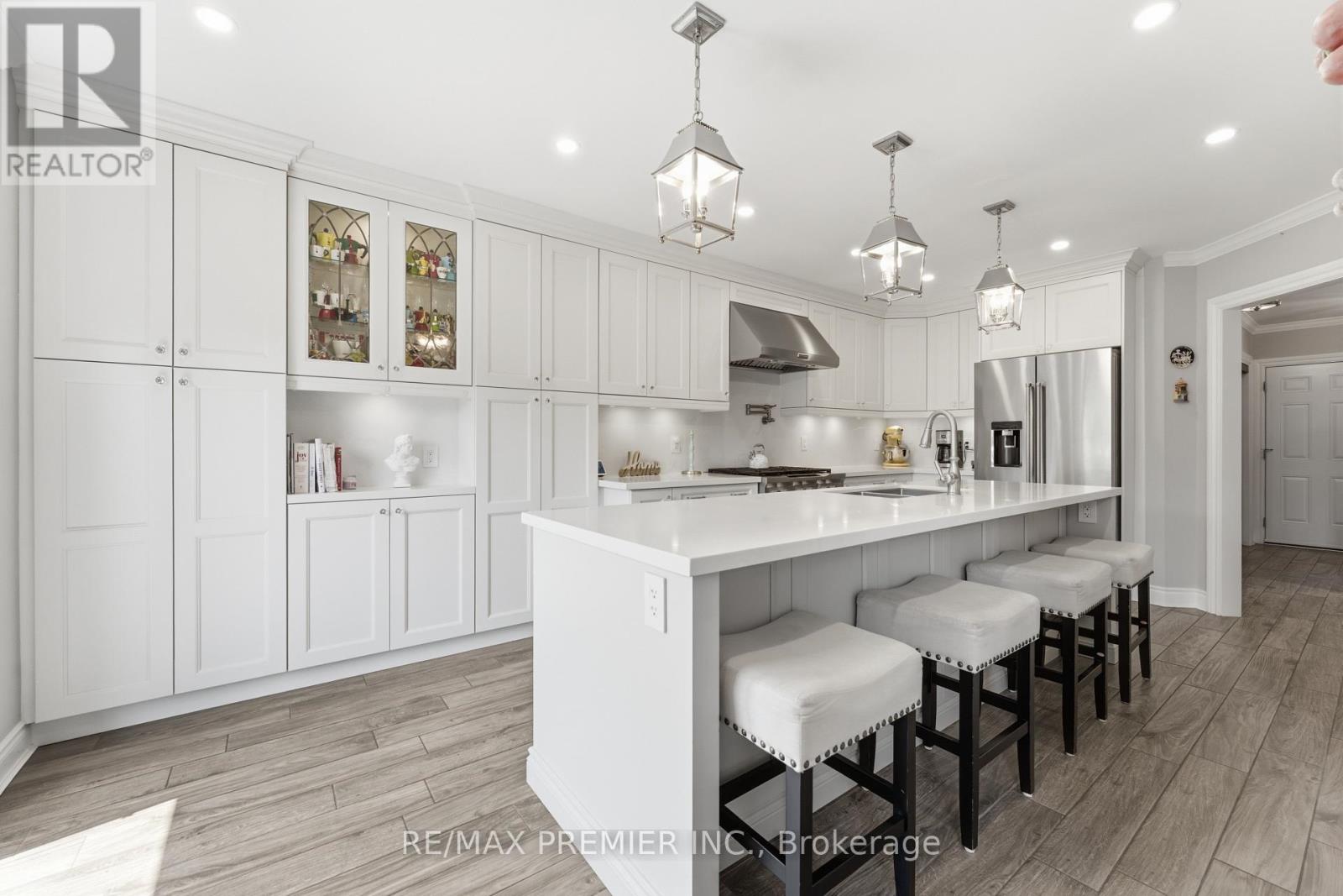 37 PRINCETON GATE - 22