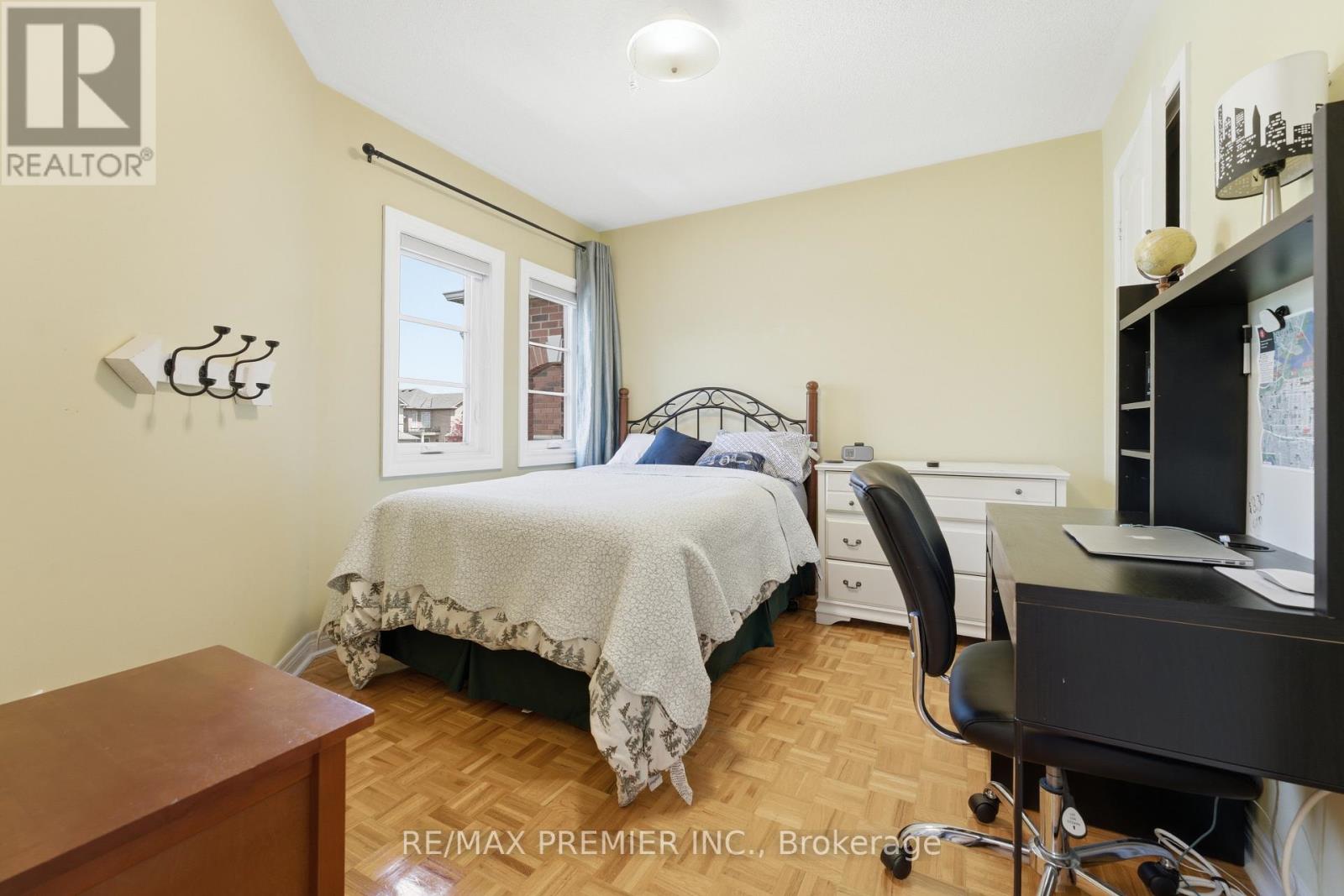 37 PRINCETON GATE - 27