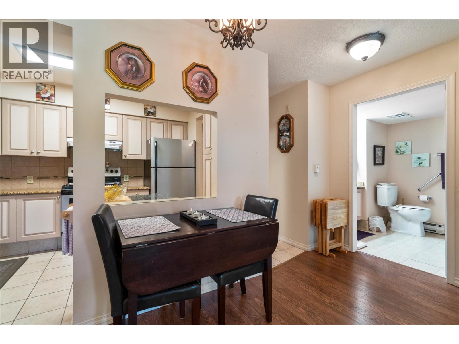 #101 650 3rd Street SW - 19