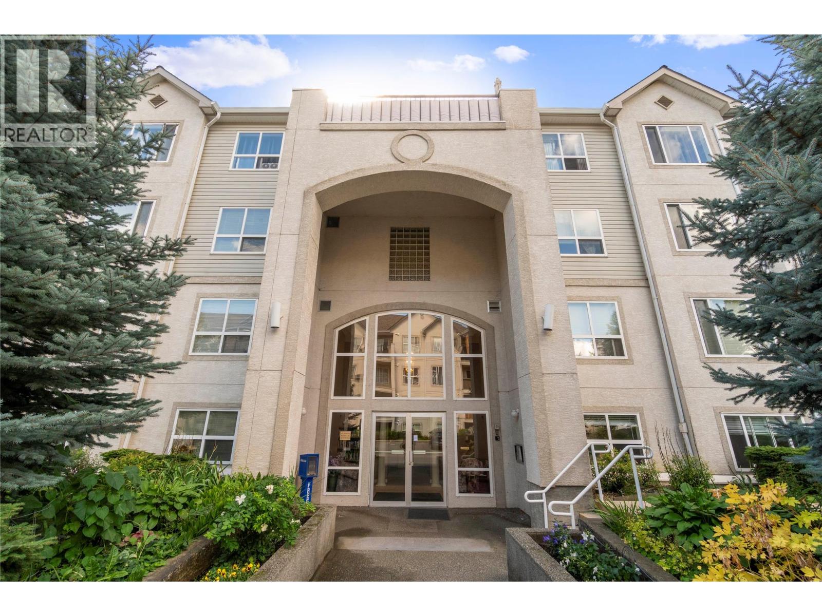 #101 650 3rd Street SW - 2