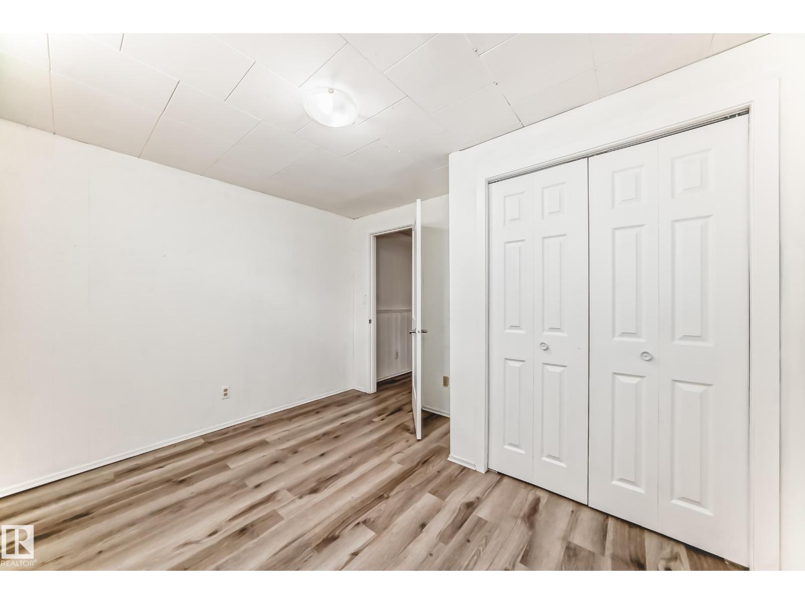13428 82 ST NW - 35