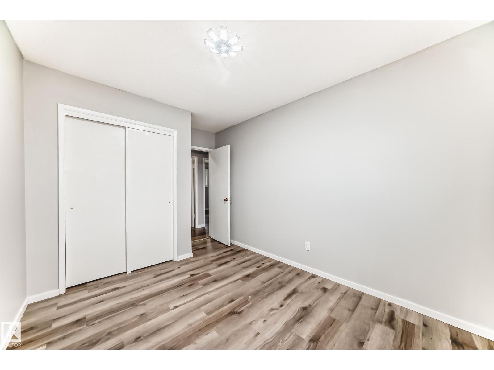 13428 82 ST NW - 23