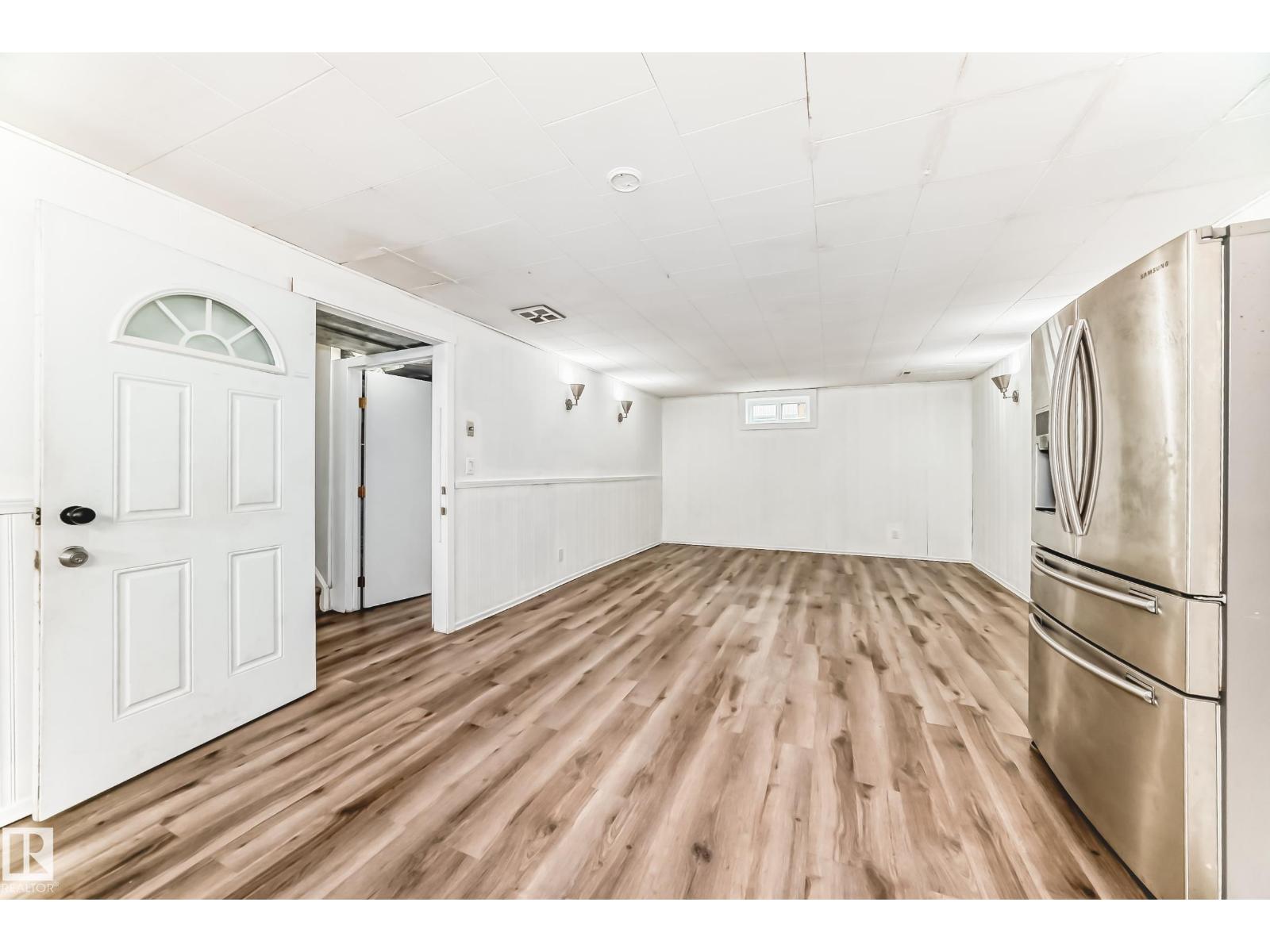 13428 82 ST NW - 25