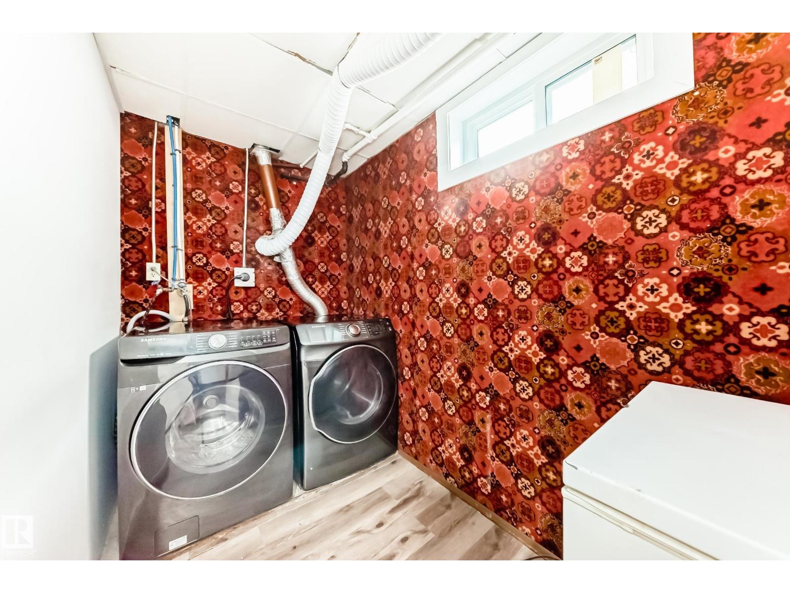 13428 82 ST NW - 37