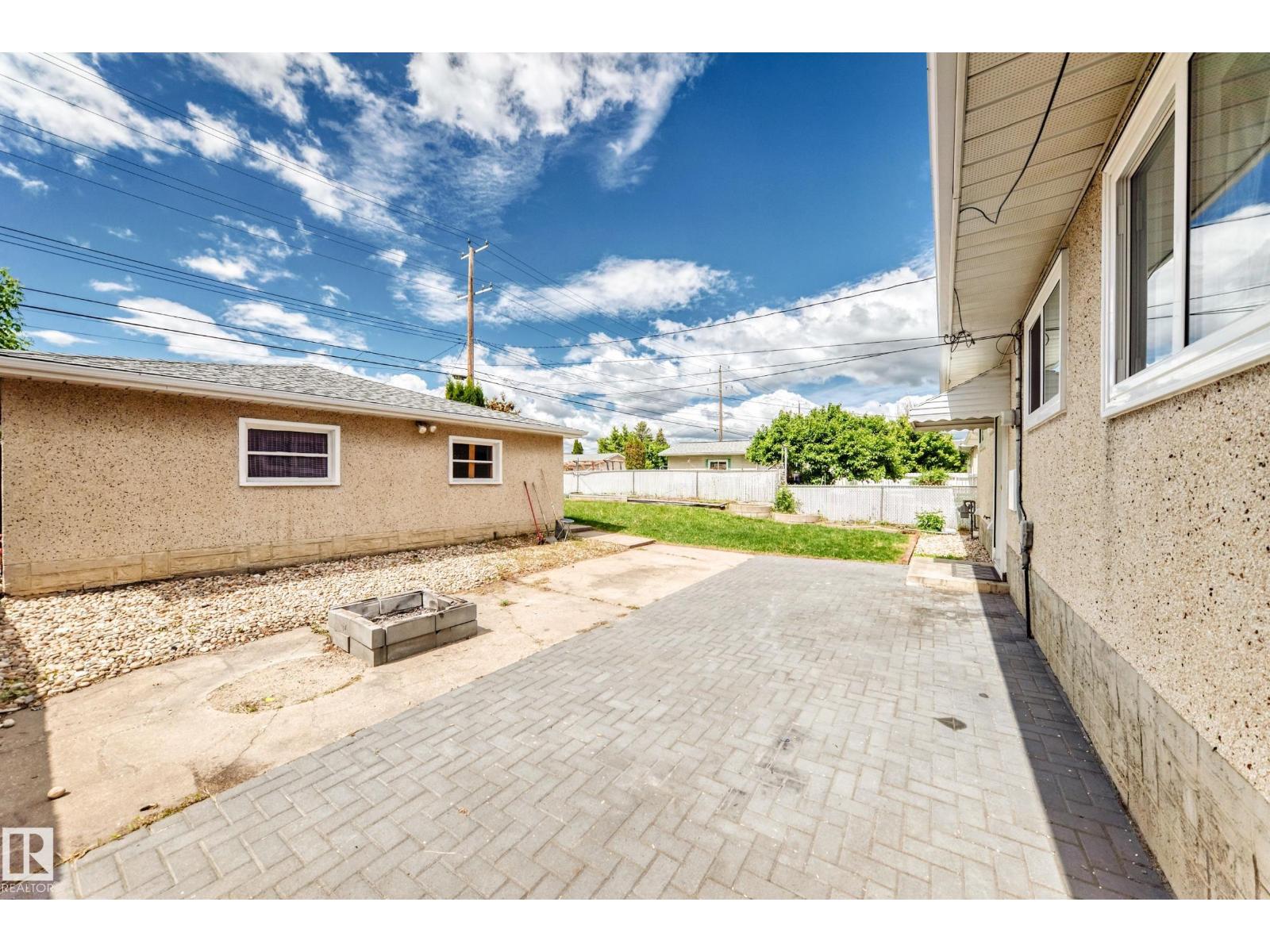 13428 82 ST NW - 45